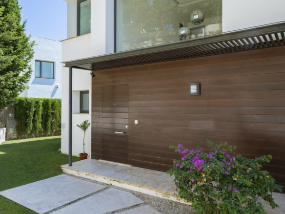 🏡 5B Villa For Sale – Gated -1st line Golf- ATALAYA GOLF, BENAHAVÍS!