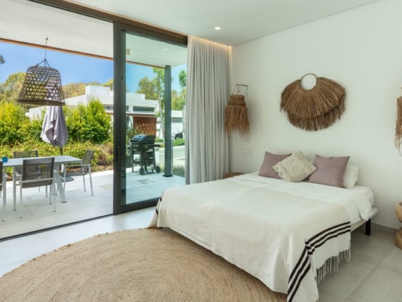 🏡 For Sale | New Home in the Heart of the New Golden Mile, Between Estepona and Marbella 🌅