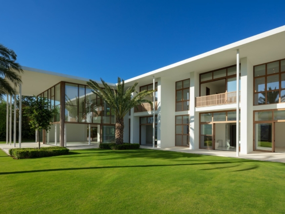 Finca Cortesin – 8B Modern Villa –  Golf Side