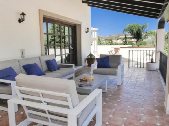 Andalusian style 8B  villa for sale in Los Flamingos, Benahavis.