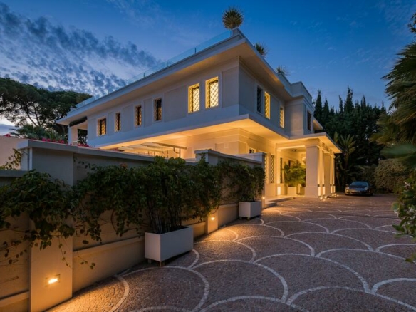 Marbella Club – 9B Mansion – Walk to Beach & Hotel