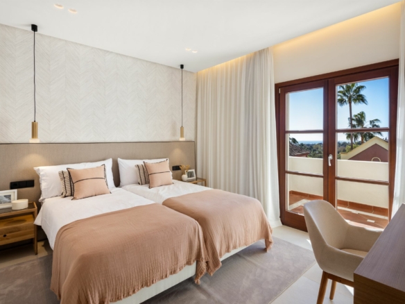 Turnkey 5-Bedroom Mediterranean House on Marbella’s Golden Mile: A Luxurious Retreat
