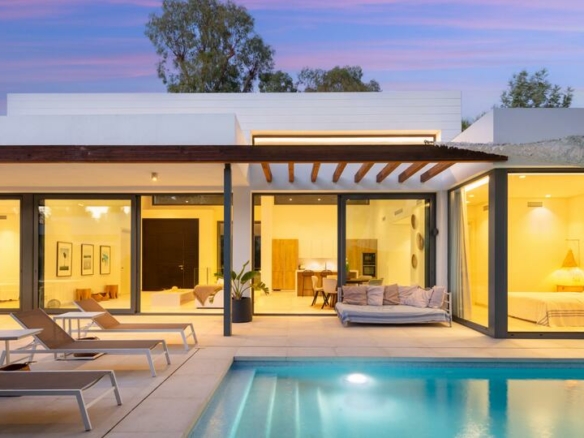 🏡 For Sale | New Home in the Heart of the New Golden Mile, Between Estepona and Marbella 🌅