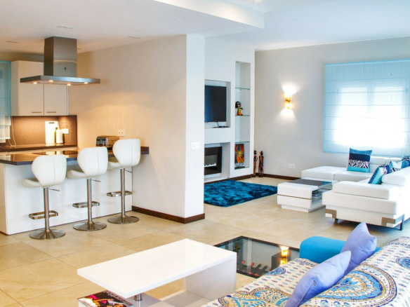 🏡 Luxury Villa for Long-Term Rent in Nueva Andalucía