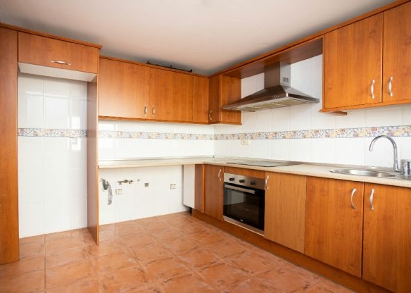 Bank Repo – Nueva Andalucia – 3B Townhouse with Garden