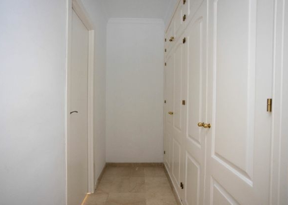 Bank Repo – Nueva Andalucia – 3B Townhouse with Garden
