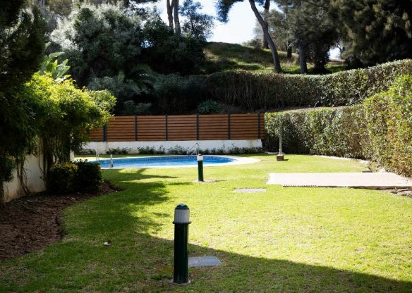 Bank Repo – Nueva Andalucia – 3B Townhouse with Garden