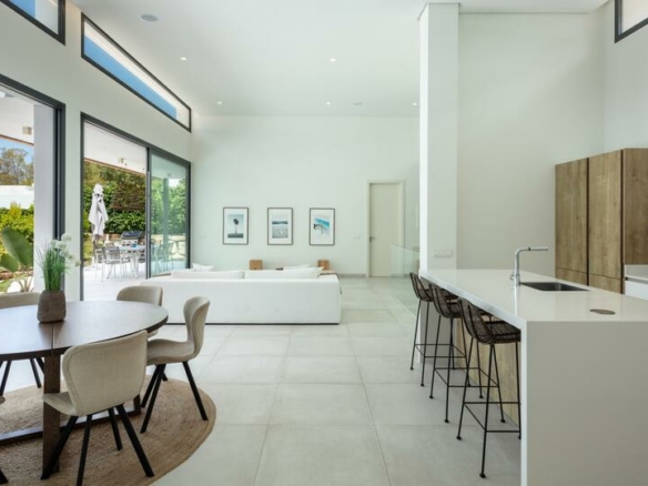 🏡 For Sale | New Home in the Heart of the New Golden Mile, Between Estepona and Marbella 🌅