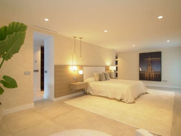 🏡 For Sale | Spectacular Renovated Villa in Nueva Andalucía