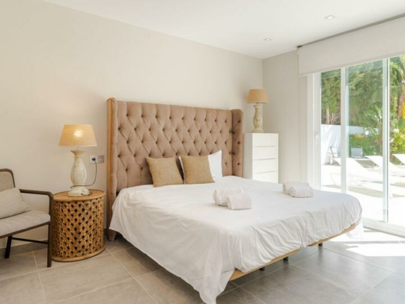 🏡 For Sale | Renovated Villa in Nueva Andalucía with Rental Potential 🌟