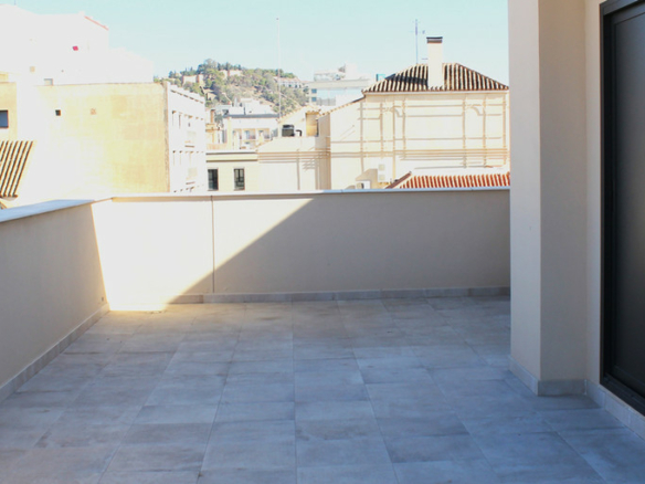 For Sale – Malaga 2-3B new Apts –  Near La Calle Larios