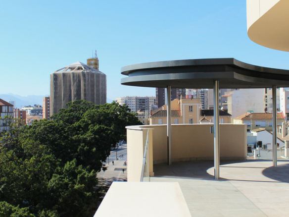 For Sale – Malaga 2-3B new Apts –  Near La Calle Larios