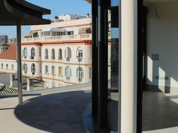 For Sale – Malaga 2-3B new Apts –  Near La Calle Larios