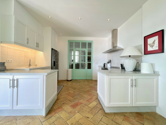 Paraiso Alto – 5B Luxury villa for sale – Sea Views