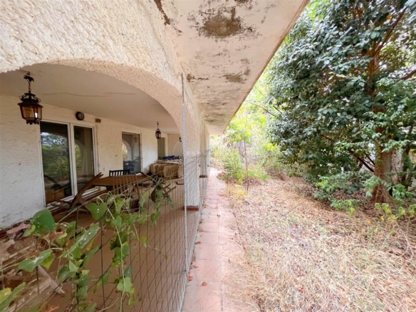 🏡 Exceptional Villa Renovation Opportunity in  Marbella