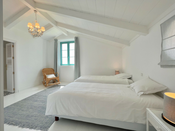 Paraiso Alto – 5B Luxury villa for sale – Sea Views