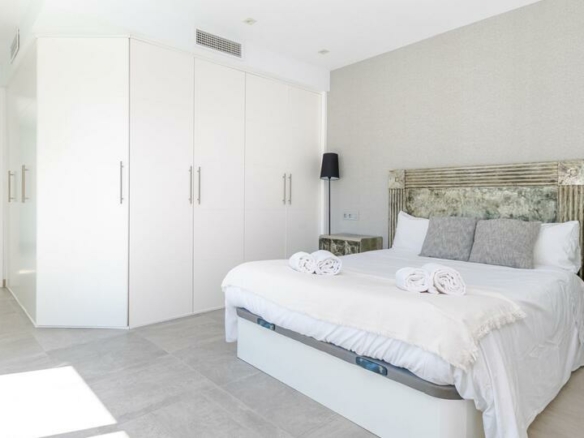🏡 For Sale | Renovated Villa in Nueva Andalucía with Rental Potential 🌟