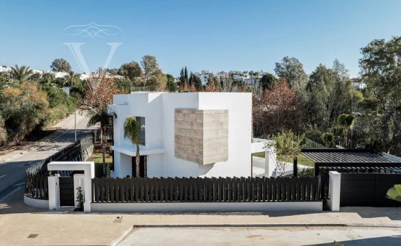 For sale  – New Golden Mile – 2 Modern Villas – Golf & Country Club 🌟