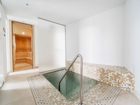 THE VIEW, a contemporary 2-bedroom apartment for sale