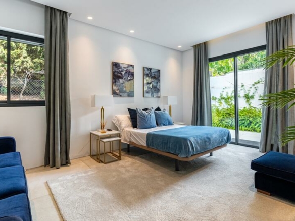 🌟 For Sale: Contemporary Beachside Villa on the Golden Mile! 🏡🌊