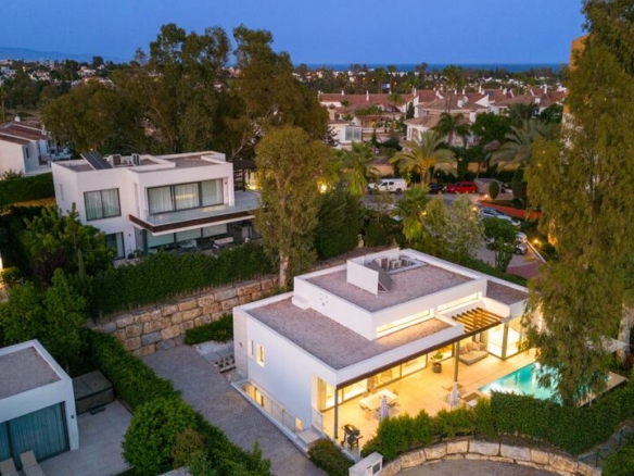 🏡 For Sale | New Home in the Heart of the New Golden Mile, Between Estepona and Marbella 🌅