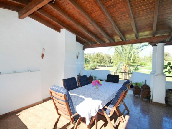 FOR SALE 🏡 CHARMING TOWNHOUSE ON THE FIRST LINE OF GOLF WITH SPECTACULAR VIEWS IN NUEVA ANDALUCÍA, MARBELLA 🌅