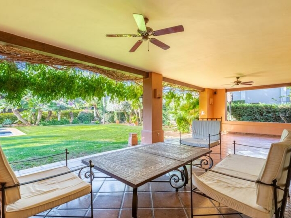 For Sale – Golden Mile – 5 Bed Mansion 🏡 – Beautiful Area 🌳 – Near Facilities 🏙️