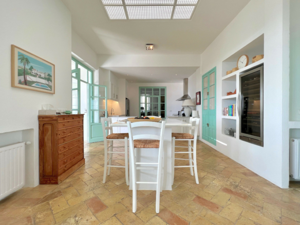 Paraiso Alto – 5B Luxury villa for sale – Sea Views