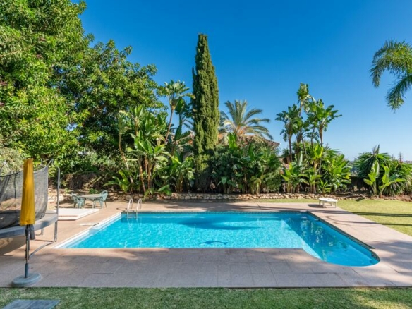 🏡 For Sale | Opportunity: Villa in Río Real Golf 🌅