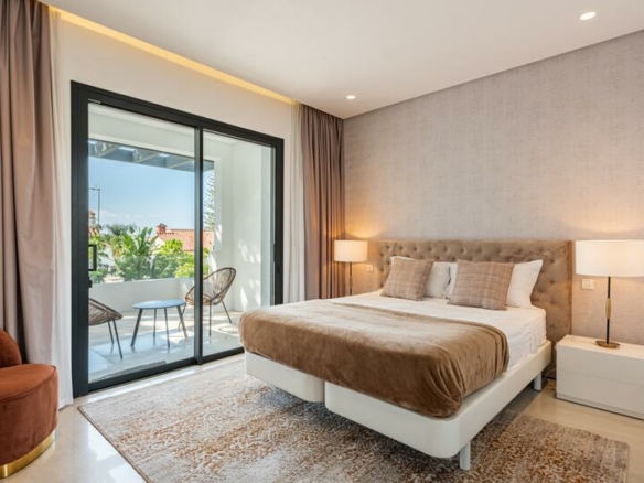 🌟 For Sale: Contemporary Beachside Villa on the Golden Mile! 🏡🌊