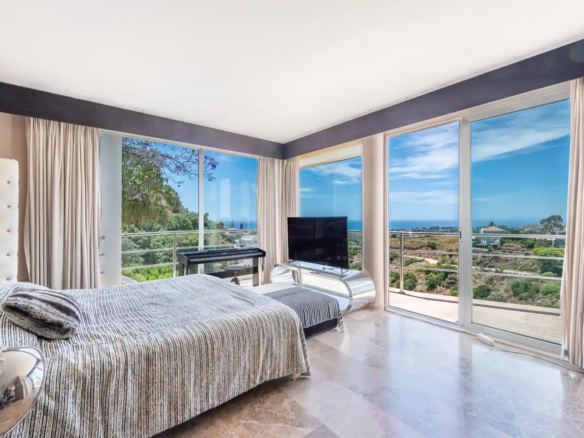 For sale 🌟 El Rosario – 5B Modern villa – Panoramic Sea Views