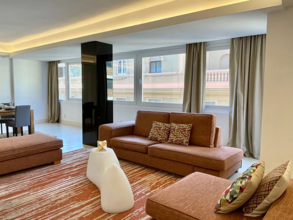 For sale – Malaga Historic Center – 3B Apt – Reformed
