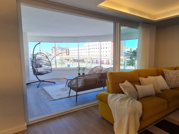 For sale – Malaga – Modern Refurbished 3B Apt in Historic Center