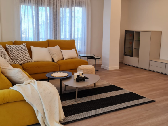 For sale – Malaga – Modern Refurbished 3B Apt in Historic Center