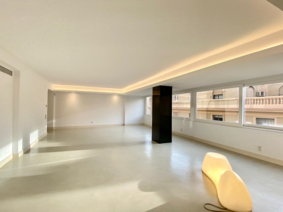 For sale – Malaga Historic Center – 3B Apt – Reformed
