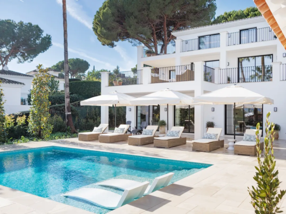 Nueva Andalucia – 5B Andalucian Villa -Turnkey