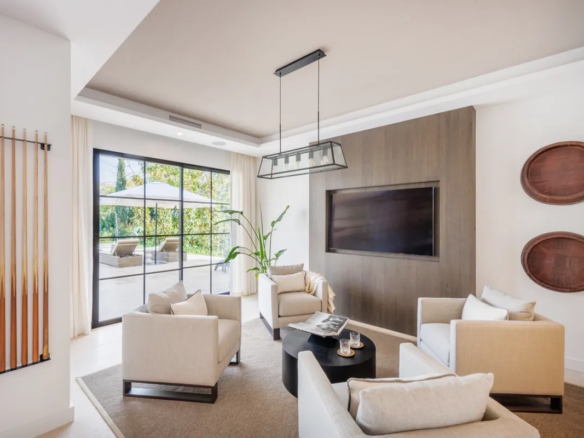 Nueva Andalucia – 5B Andalucian Villa -Turnkey