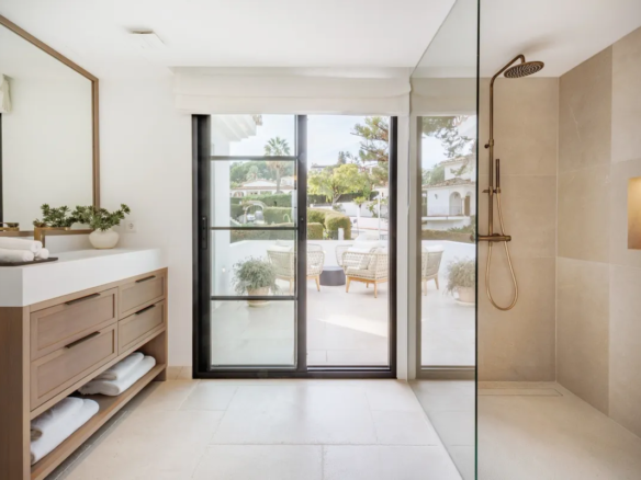 Nueva Andalucia – 5B Andalucian Villa -Turnkey