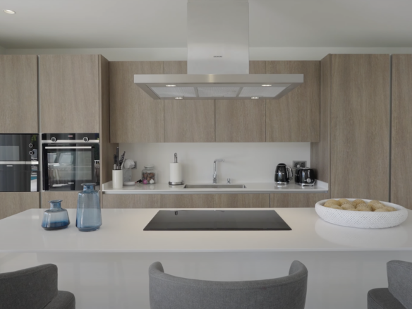 Nueva Andalucia – Modern 5B Villa – Gated – Turnkey