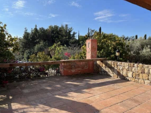 SOLD – Marbella – Commercial building – Central