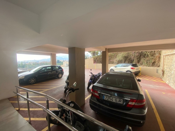 For Sale  – Malaga Port  – 4 Bedrooms  Reformed Apartment with Sea Views