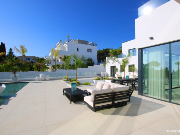 For Sale 🌟✨ New Modern Dream Villa in Marbella East! ✨🌟