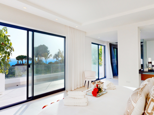 For Sale 🌟✨ New Modern Dream Villa in Marbella East! ✨🌟