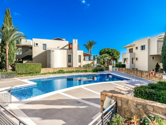 SOLD – Golden Mile: Luxurious Apartment in  Gated Community |  Marbella