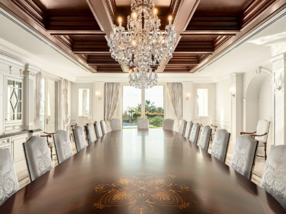 For sale 🏡 Luxurious Mansion in Sierra Blanca, Marbella Golden Mile! 🌟 Sea View  -Gated 