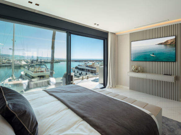 For Sale & Rent – Modern 3 Bedroom Apartment, Puerto Banus, Marbella Andalucia, Marbella, Puerto Banus