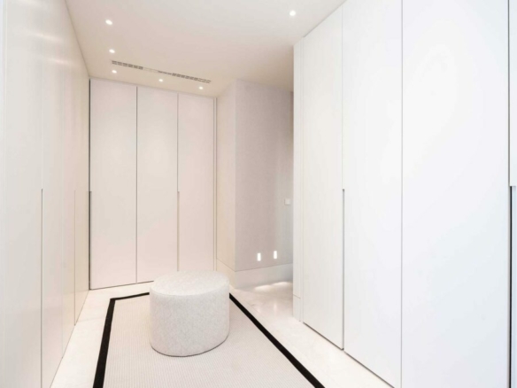 For Rent – Luxurious 3-Bedroom Duplex Apartment with Spectacular Views