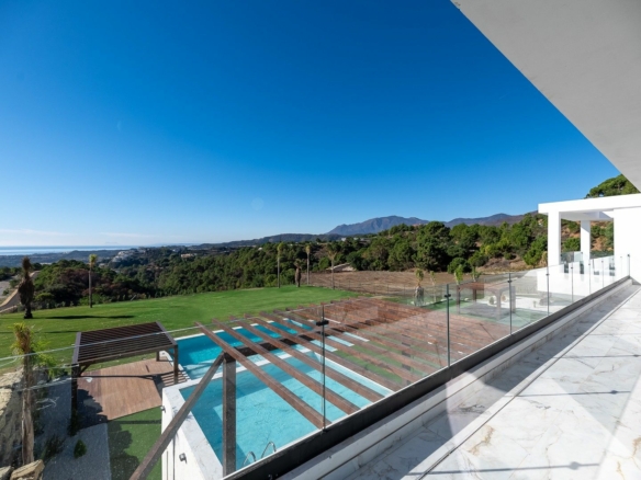 SOLD – Marbella Club Golf – Modern 5B  Villa – Panoramic Views