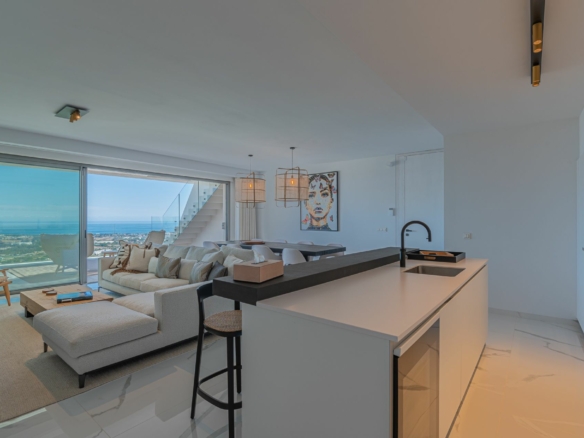For sale – La Quinta (Benahavis) – Modern 3 Bedroom  Penthouse  -Sea Views