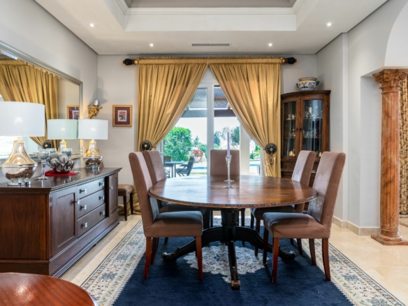 For Sale – Luxurious 7 Bedrooms Mansion in Nueva Andalucia! 🌅